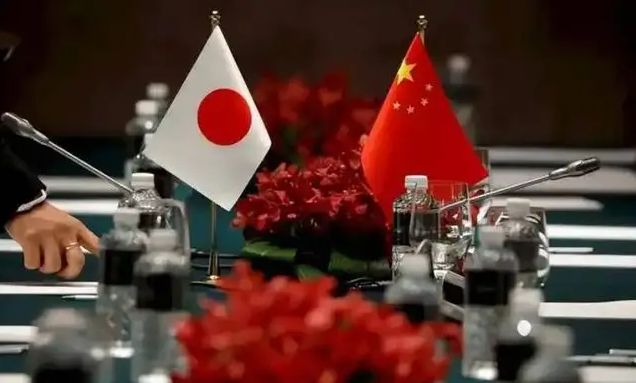 紧急起飞逼近辽宁舰领教了歼15的厉害冰球突破正规网站以北交手日本F15J(图6)